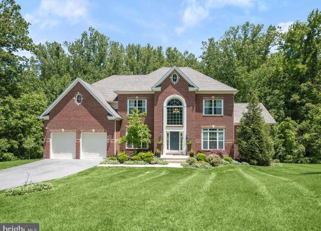 Property at 13504 Bronze Back Ct, Brandywine, MD 20613, 5 beds, 4.5 baths