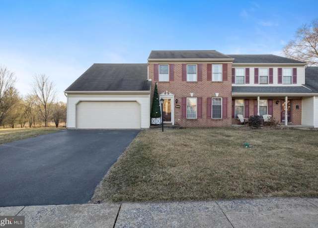 Property at 14 Limestone Ct, Lititz, PA 17543, 4 beds, 2.5 baths