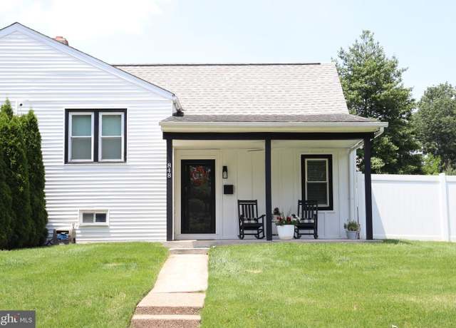 Property at 848 Grakyn Ln, Philadelphia, PA 19128, 3 beds, 2 baths