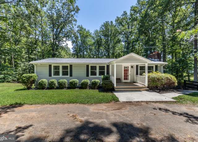 Property at 13375 Silver Hill Rd, Sumerduck, VA 22742, 3 beds, 3 baths