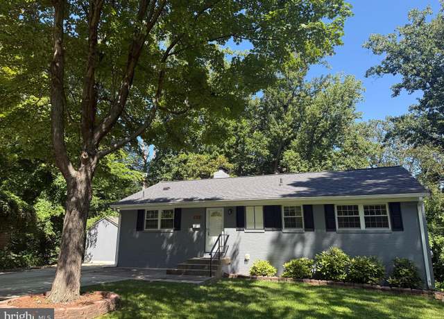 Property at 5206 Easton Dr, Springfield, VA 22151, 5 beds, 3 baths