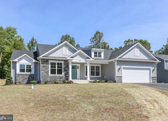 Property at 11461 Camelot Ln, King George, VA 22485, 3 beds, 2.5 baths