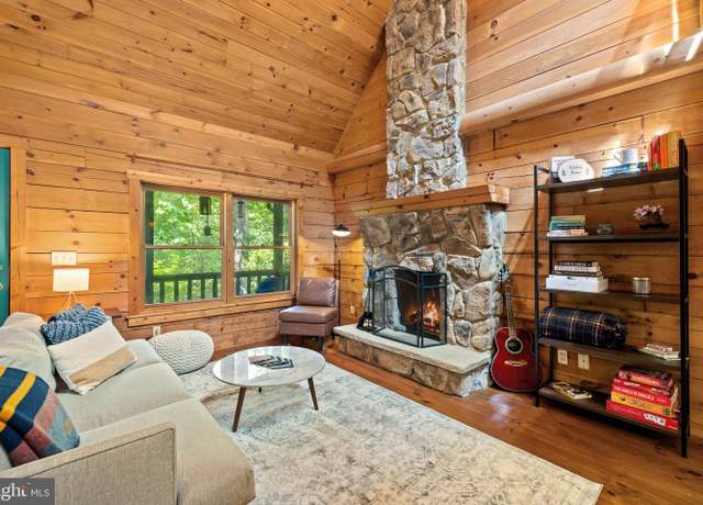 Property at 47 Gore Rd, Castleton, VA 22716, 2 beds, 2 baths