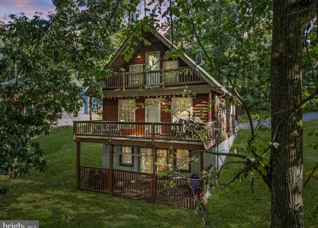 Property at 18 Rocky Knob Ln, Front Royal, VA 22630, 3 beds, 2.5 baths