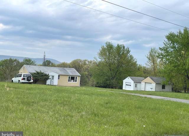 Property at 5781 N Timber Ridge Rd, Berkeley Springs, WV 25411, 2 beds, 1 bath