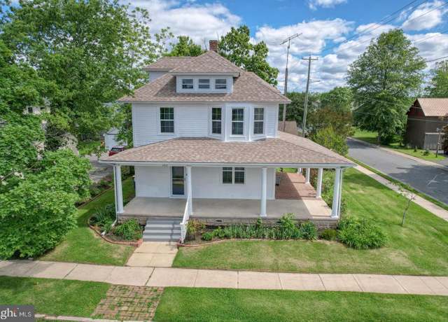 Property at 115 E High St, Felton, DE 19943, 4 beds, 2 baths