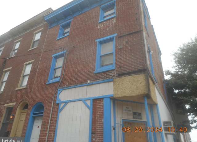 Property at 630 W 9th St, Wilmington, DE 19801, 6 beds, 1.5 baths