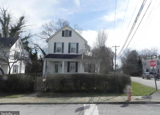 Property at 4501 Glenarm Ave, Baltimore, MD 21206, 2 beds, 1.5 baths
