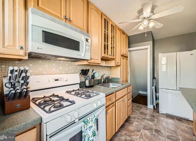 Property at 2715 Southbrook Rd, Baltimore, MD 21222, 2 beds, 1 bath