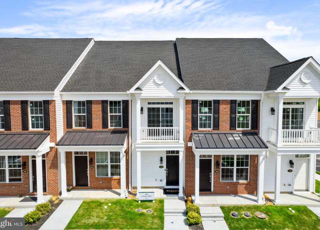 Property at 90 Cedar Cir Lot 66, Levittown, PA 19055, 2 beds, 2 baths