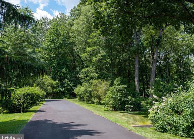 Property at 2001 Woodland Dr, Yardley, PA 19067