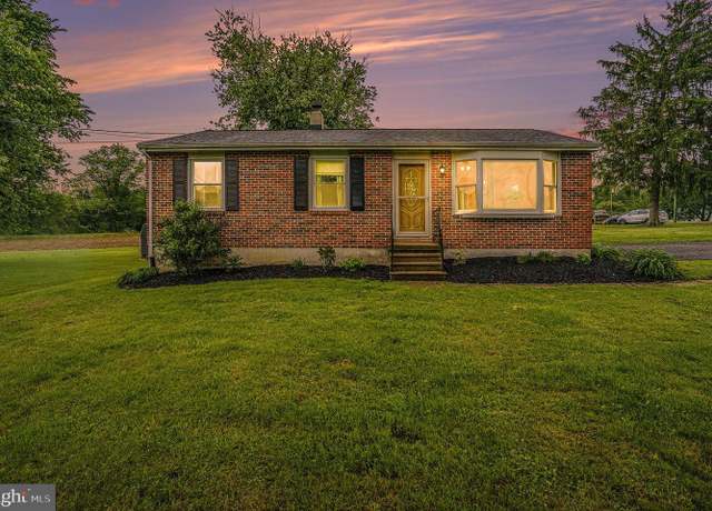 Property at 256 Kelton Rd, West Grove, PA 19390, 3 beds, 1 bath