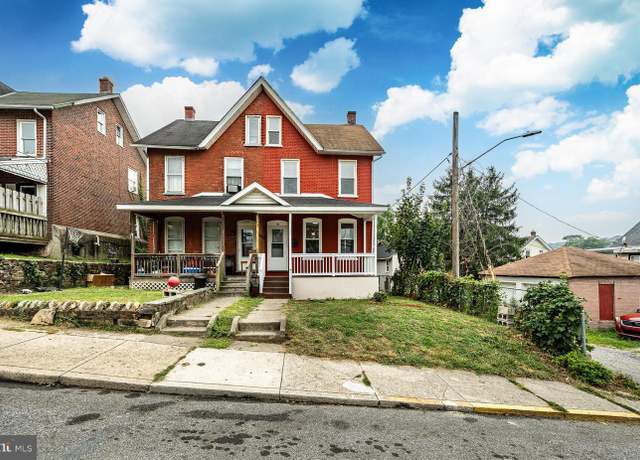 Property at 100 S 5th Ave, Coatesville, PA 19320, 4 beds, 1.5 baths