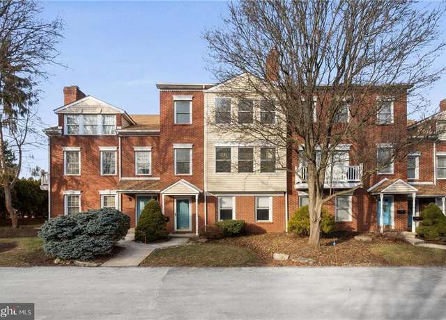 Property at 2335 Fox Meadow Dr, Allentown, PA 18104, 3 beds, 3 baths