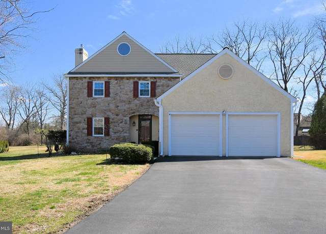 Property at 1612 Broadfield Cir, Maple Glen, PA 19002, 3 beds, 2.5 baths