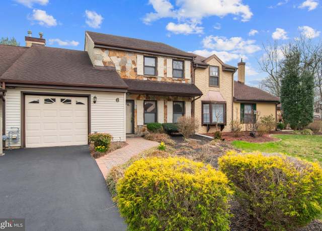 Property at 6 Whitemarsh Ct, Dover, DE 19904, 2 beds, 2.5 baths