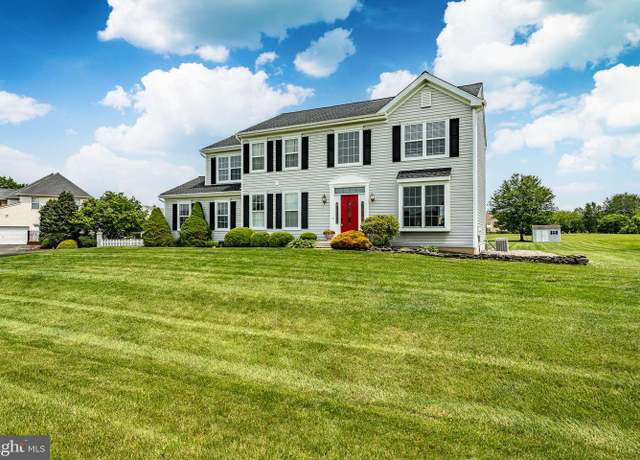 Property at 859 Bullen Dr, Middletown, DE 19709, 4 beds, 2.5 baths