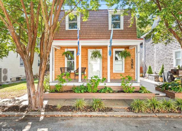 Property at 138 A&B S Washington Ave, Lewes, DE 19958, 4 beds, 3 baths