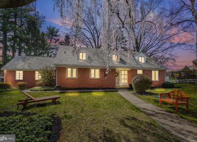 Property at 113 E Lake Ave, Baltimore, MD 21212, 4 beds, 3 baths