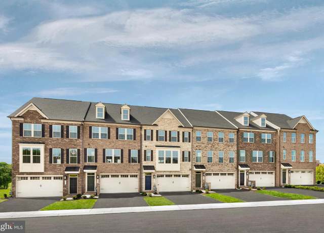 Property at 13826 Hunt Valley Ct, Cockeysville, MD 21030, 3 beds, 2.5 baths