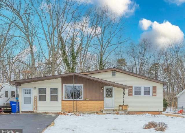 Property at 25 Cornwall Ave, Millville, NJ 08332, 3 beds, 1 bath