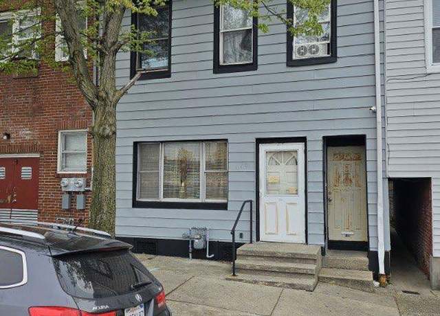 Property at 940 Buttonwood St, Reading, PA 19604, 6 beds, 2 baths