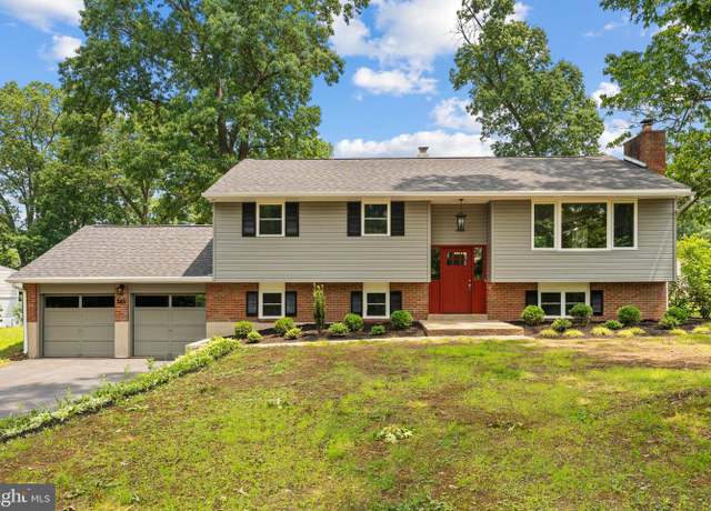 Property at 561 Ellis Woods Rd, Pottstown, PA 19465, 4 beds, 3 baths