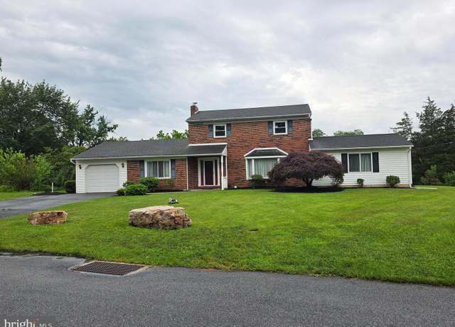 Property at 7005 Terrann Dr, Harrisburg, PA 17112, 4 beds, 3 baths