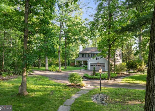 Property at 230 Harleysville Pike, Souderton, PA 18964, 4 beds, 2.5 baths