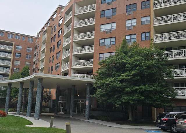 Property at 7900 Old York Rd Unit 206-A, Elkins Park, PA 19027, 3 beds, 2 baths
