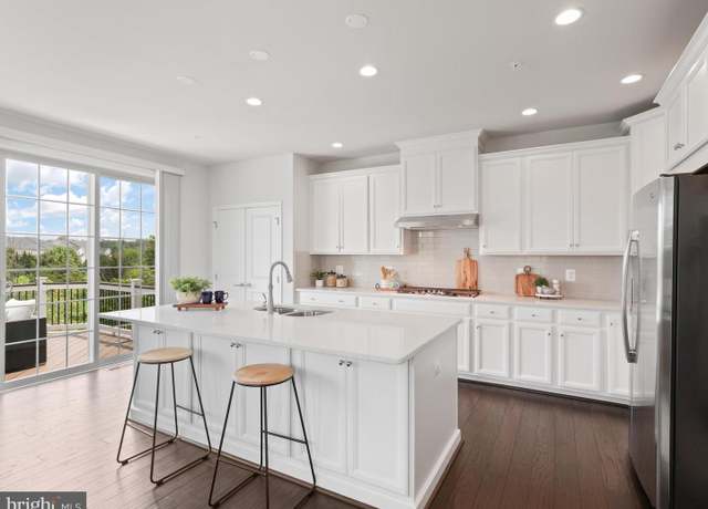 Property at 23442 Logans Ridge Ter, Ashburn, VA 20148, 3 beds, 4.5 baths