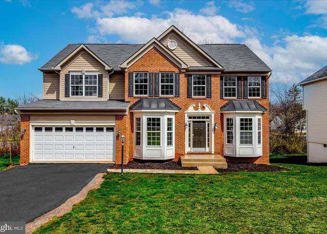 Property at 9588 Clover Hill Rd, Manassas, VA 20110, 5 beds, 3.5 baths