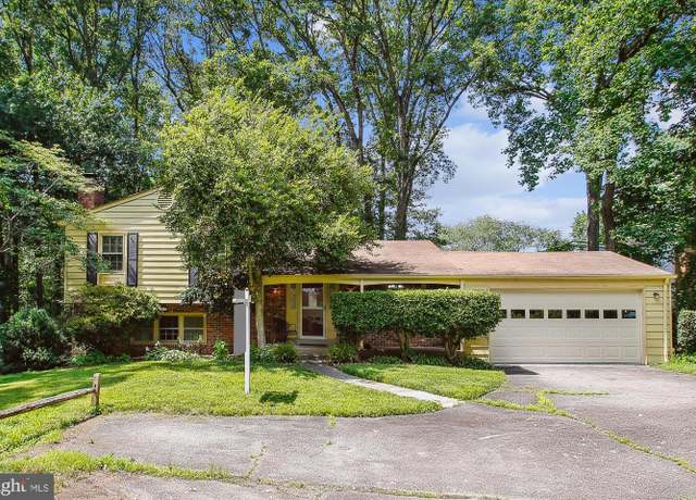 Property at 12060 Willowood Dr, Woodbridge, VA 22192, 4 beds, 2.5 baths