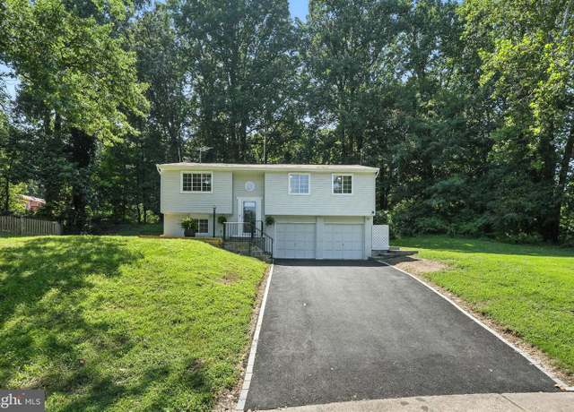 Property at 2527 Tabor Ct, Woodbridge, VA 22191, 3 beds, 2.5 baths