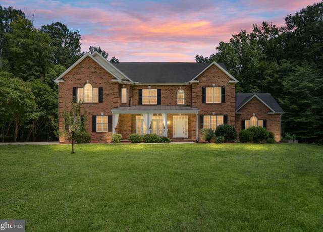 Property at 182 Wood Landing Rd, Fredericksburg, VA 22405, 4 beds, 5.5 baths
