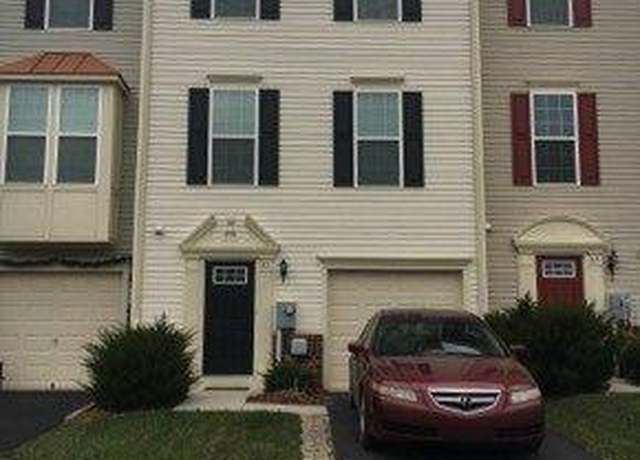 Property at 81 Creekside Ct, Falling Waters, WV 25419, 4 beds, 2.5 baths