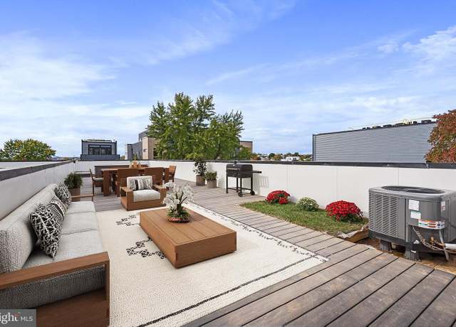 Property at 1013 17th Pl NE #6, Washington, DC 20002, 2 beds, 2 baths