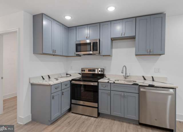 Property at 1007 N Mount St, Baltimore, MD 21217, 3 beds, 2.5 baths