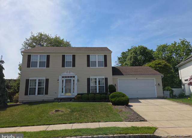 Property at 33 Hackemore St, Burlington, NJ 08016, 4 beds, 2.5 baths
