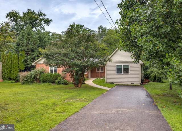 Property at 485 Main St, Lumberton, NJ 08048, 3 beds, 2 baths