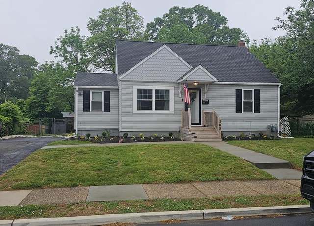 Property at 308 5th Ave, Glendora, NJ 08029, 3 beds, 2 baths