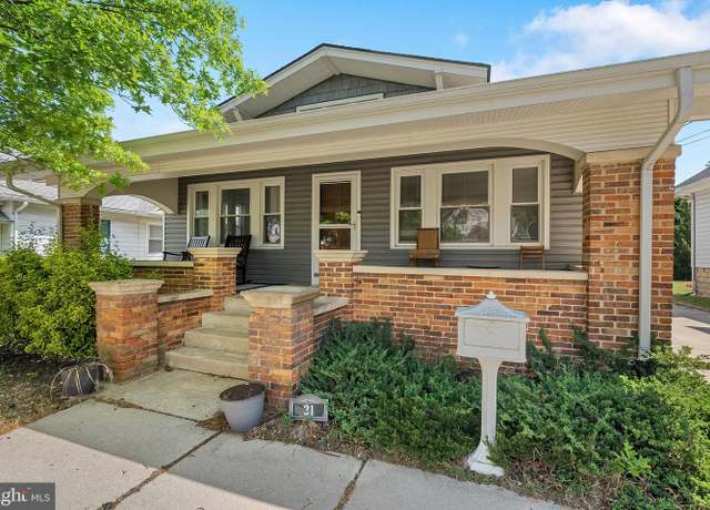 Property at 21 N Fernwood Ave, Pitman, NJ 08071, 3 beds, 1 bath