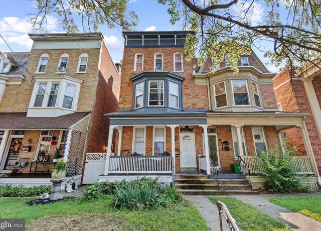 Property at 747 S Queen St, York, PA 17403, 4 beds, 2 baths