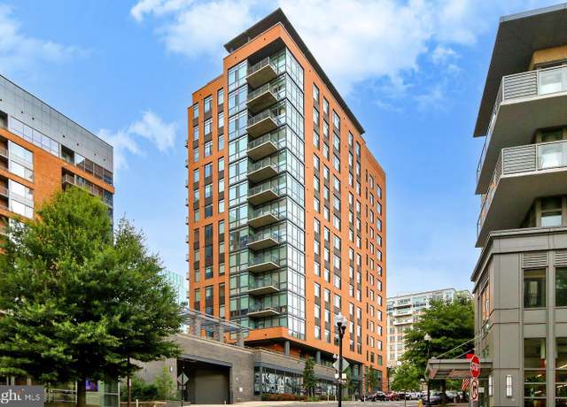 Property at 2000 Clarendon Blvd #401, Arlington, VA 22201, 1 bed, 1.5 baths