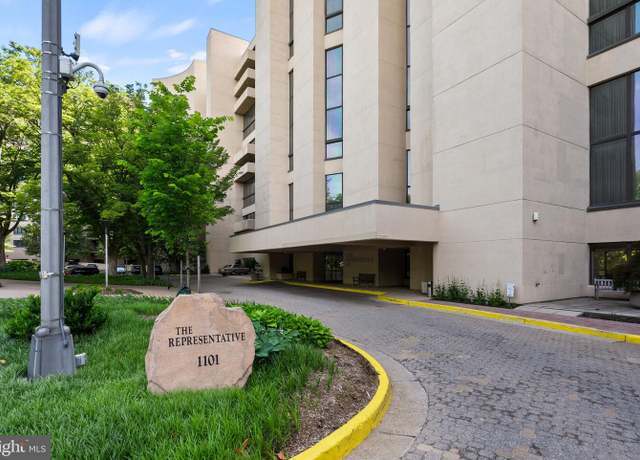 Property at 1101 S Arlington Ridge Rd #1107, Arlington, VA 22202, 2 beds, 2.5 baths