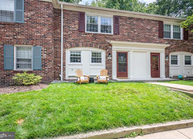 Property at 5917 Kingsford Rd #366, Springfield, VA 22152, 3 beds, 2.5 baths