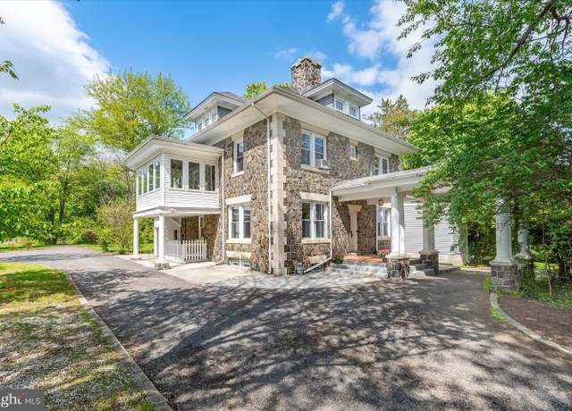 Property at 1 Rock Manor Ave, Wilmington, DE 19803, 5 beds, 3.5 baths