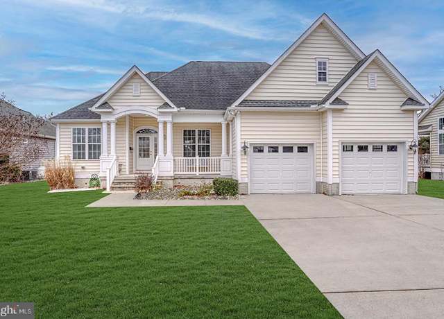 Property at 829 W Locust St, Seaford, DE 19973, 3 beds, 2 baths