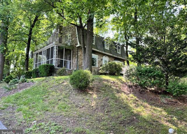 Property at 701 Hillen Rd, Towson, MD 21286, 3 beds, 2.5 baths