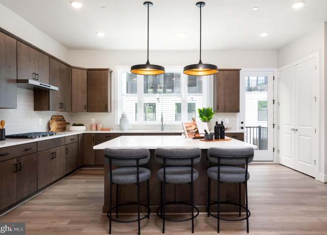Property at 11932 Caravelle Loop, North Bethesda, MD 20852, 4 beds, 4.5 baths